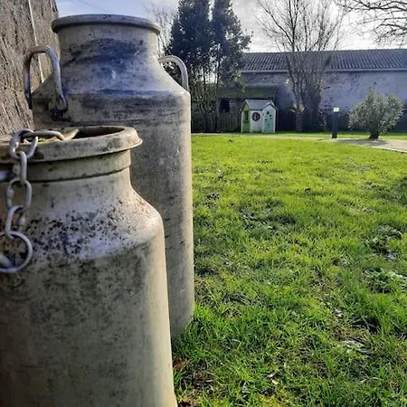 Semesterbostad Les Charmes - Gite La Marette